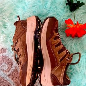 Denali hiking shoes brown white size 7